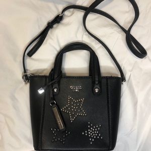👜Guess bucket cross body (mini) 👜